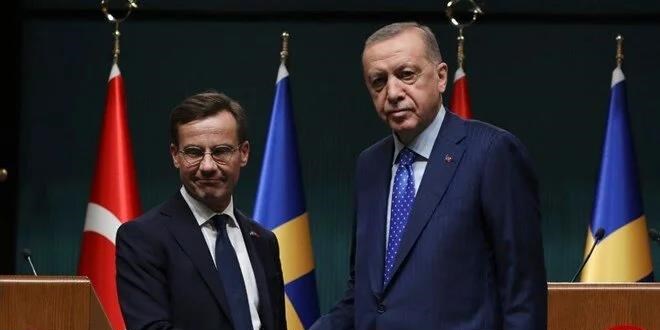 sve'te gvenlik krizi:: Trkiye belgeleri tuvalette unutuldu
