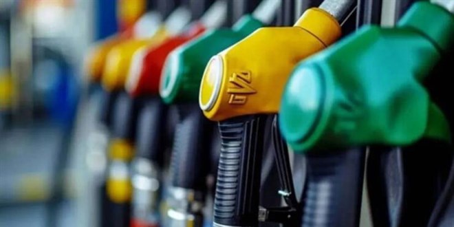 Benzine yarndan itibaren zam bekleniyor