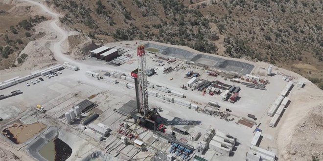 İki yerli petrol sondaj kulesi Şırnak'ta göreve başladı