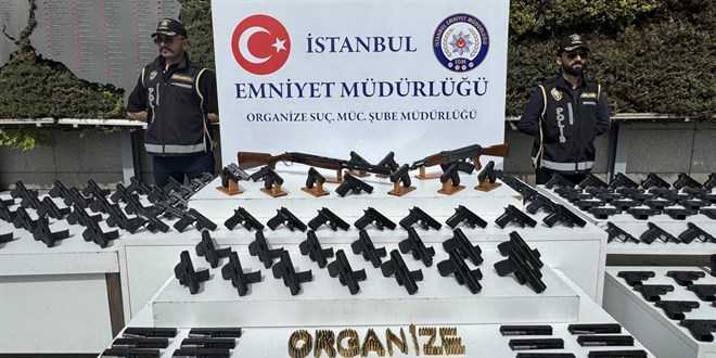 İstanbul'da suç örgütlerine operasyon: 11 şüpheli tutuklandı