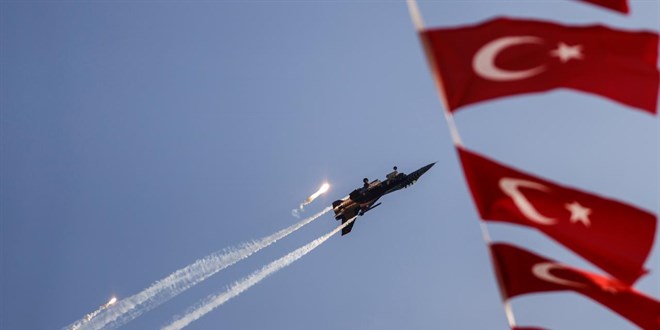 SOLOTÜRK'ten Başkent'te prova uçuşu