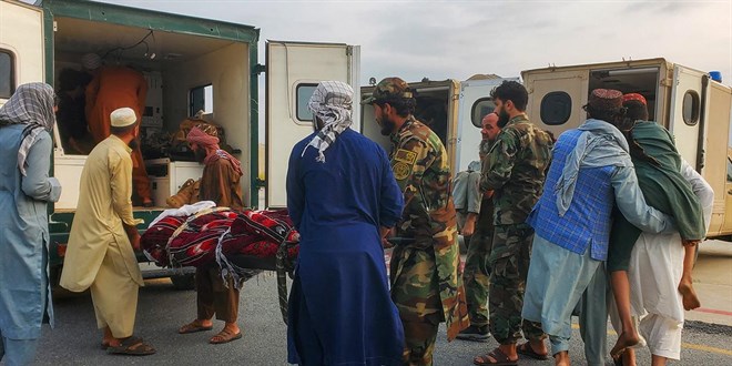 Afganistan'da 6 büyüklüğünde deprem: Ölü sayısı 1000'i aştı