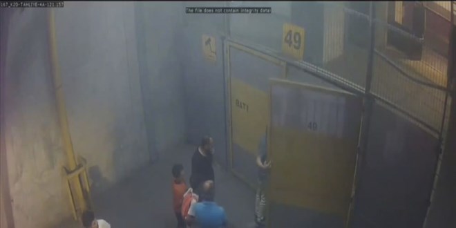 Galatasaray �ikayet etti: Ka�ak seyirci sokan 2 ki�i yakaland�