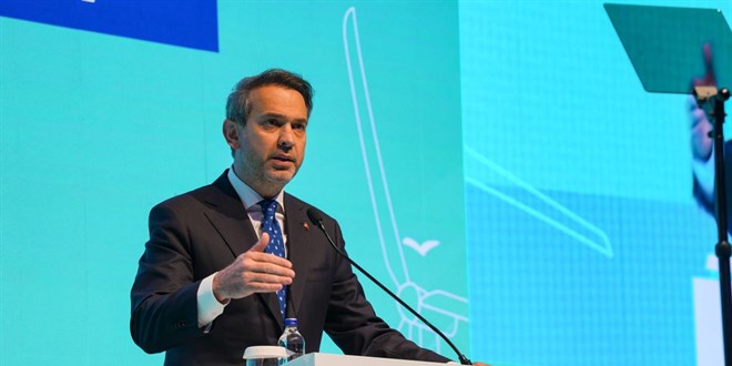 Bakan Bayraktar: YEKA'da 2 Bin Megavatlık Kapasite Artışı Planlanıyor