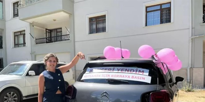 Kanseri yenen hemşire, aracıyla Ankara turu attı
