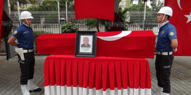zel Harekat polisi, silah kazas sonucu ehit oldu