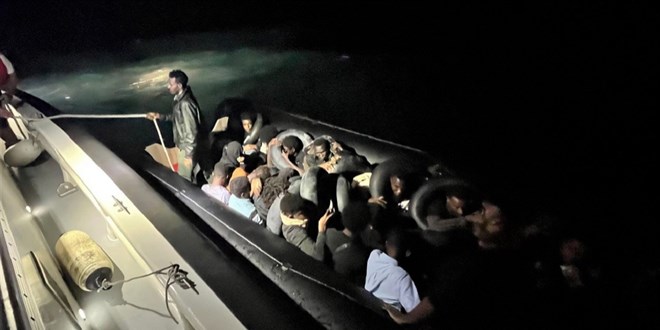 Ege'de dzensiz gmen operasyonu: 102 kii yakaland