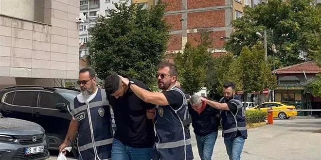 Ambulansı takip edip, sağlık çalışanlarına saldıran baba- oğul tutuklandı