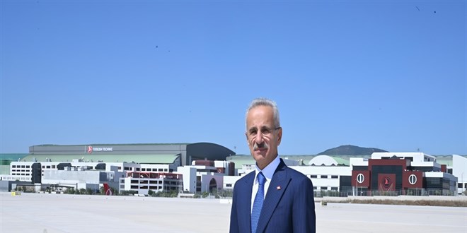 Bakan Uralolu aklad: Su artk uaklarda cretsiz olacak