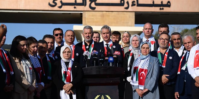 AK Parti heyeti Refah Snr Kaps'nda: Gazze halk yalnz deildir