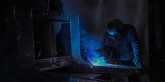 Sanayide istihdam kayb� devam ediyor