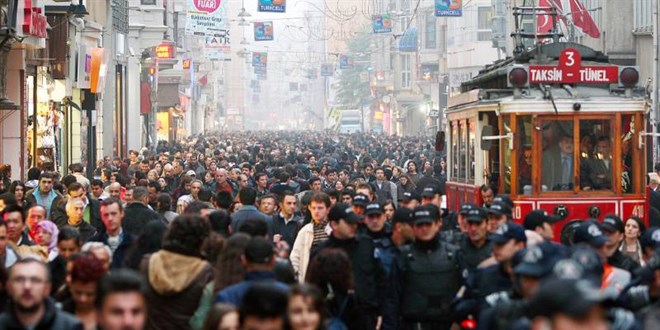 Kay�tl� i�siz say�s� a�ustosta azald�