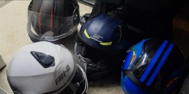 �zmir'de i� yerine silahl� soygun: 4 tutuklama