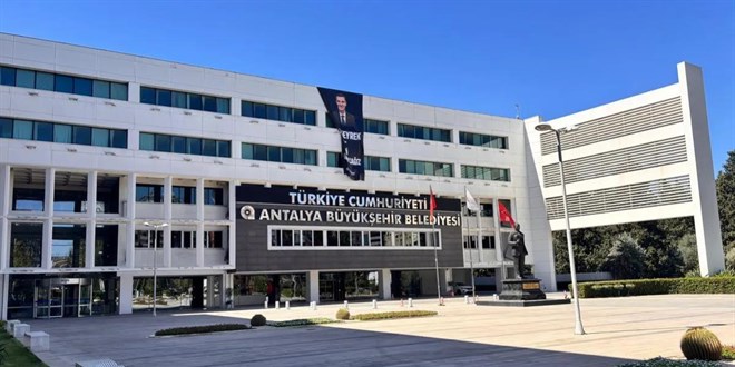 Antalya Belediyesi'nde rvet soruturmas: 20 Gzalt