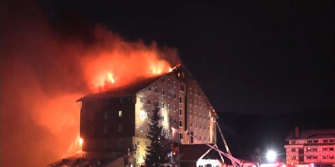 78 kiinin ld yangnda otel mdr, ilk nce otel yetkililerini aram