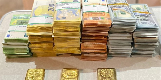 Manavgat Belediyesi'ne yolsuzluk operasyonu