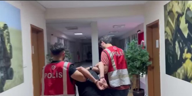 �stanbul'da Kur'an kursunu kundaklayan zanl� tutukland�