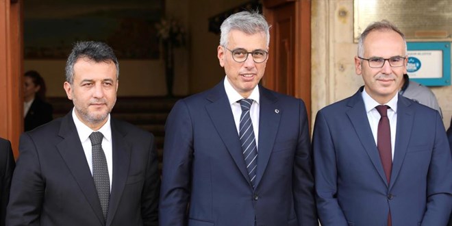 Bakan Memiolu'ndan vatandalara randevu tyosu