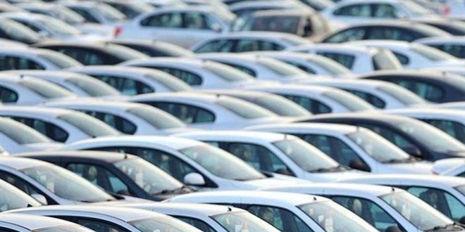 Otomotiv üretimi ağustosta arttı, ihracat geriledi