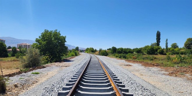 Malatya-Gölbaşı-Narlı-Nurdağı demir yolu hattı açılıyor