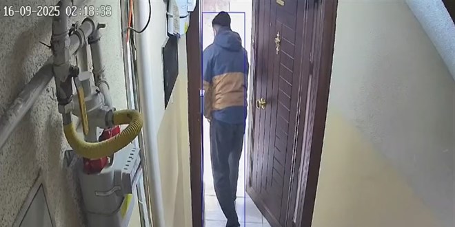 Sipari gtrd kadnn evine giren kuryeye gzalt