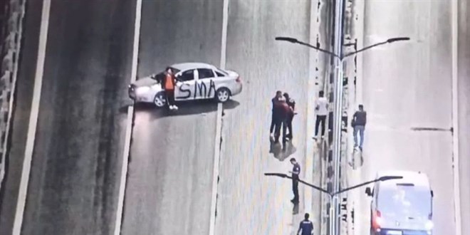 15 Temmuz ehitler Kprs'n arala trafie kapatan ahsa 10 ay hapis cezas