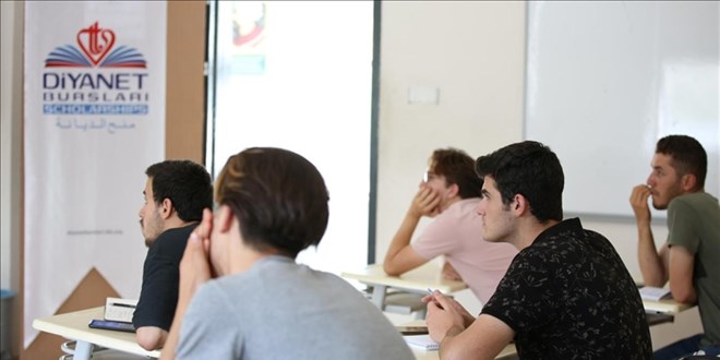 TDV, 8 bin öğrenciye eğitim desteği sağlayacak
