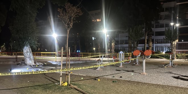 zmir'de iki grup arasnda silahl kavga: 1 l, 6 yaral