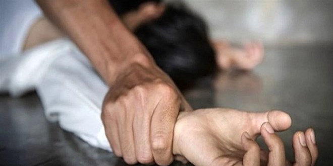 Pratisyen hekime cinsel saldr davas: lk durumada ifadesini deitirdi