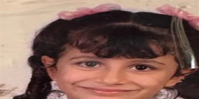 Eşya taşıma sırasında üzerine koltuk düşen 9 yaşındaki Ebrar öldü