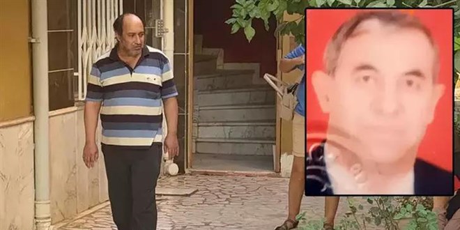 Babasının cesediyle günlerce yaşadı