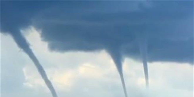 Tirebolu a��klar�nda ayn� anda 3 hortum