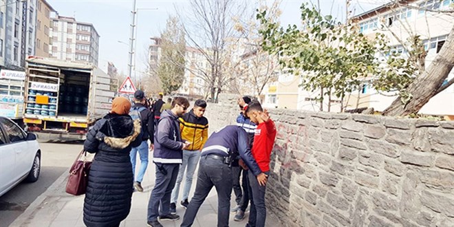 renciler iin gvenli eitim: 27 bin personel sahada