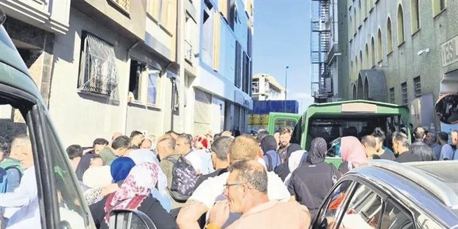 Minik kardelerin sr lmnde 'tavuk' phesi
