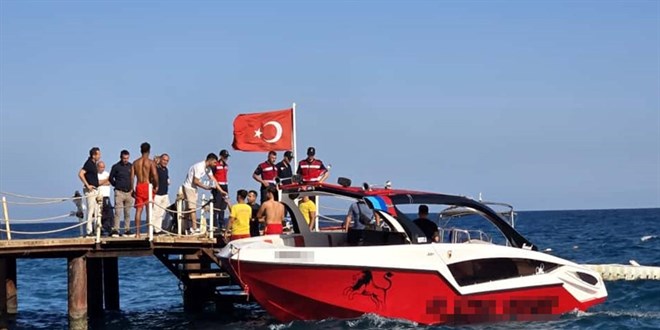 Antalya'da Rus turistin feci lm