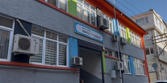 lkokulda dehet: ocuun parma koptu, ders devam etti