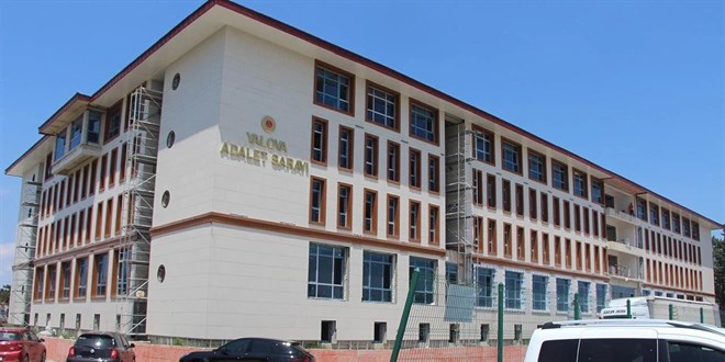 Yalova Adliyesi nndeki cinayette 2 tutuklama