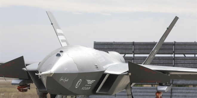 Bayraktar KIZILELMA ilk kez m�himmatl� u�tu