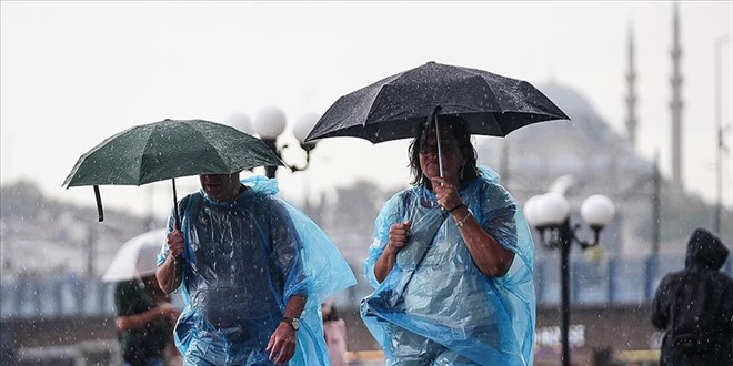 Meteorolojiden �stanbul i�in kuvvetli sa�anak uyar�s�