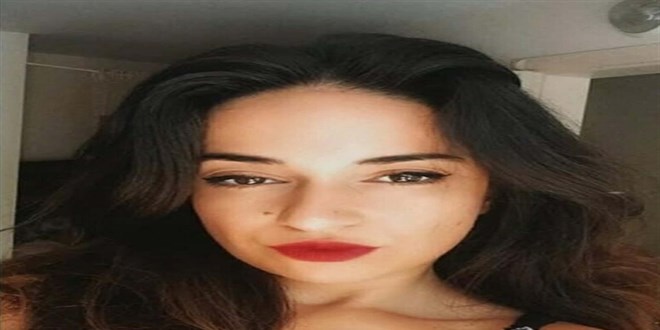 Kuşadası'nda 3'üncü kat penceresinden düşen kadın öldü