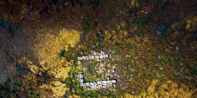 Sapanca'da gizemli taş yapı tekrar ortaya çıktı