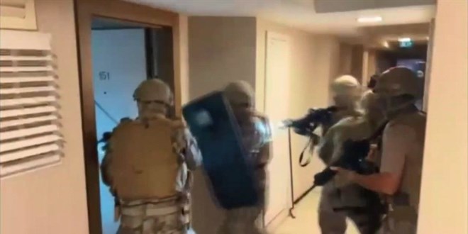 İstanbul'da 'pankartlı tehdit' şüphelileri yakalandı: 6 gözaltı