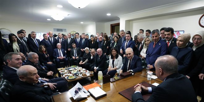 Erdoan, TBMM'de siyasi parti genel bakanlar ile grt