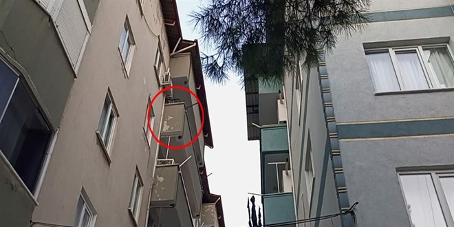 �ama��r asarken 5'inci kattan d���p �ld�