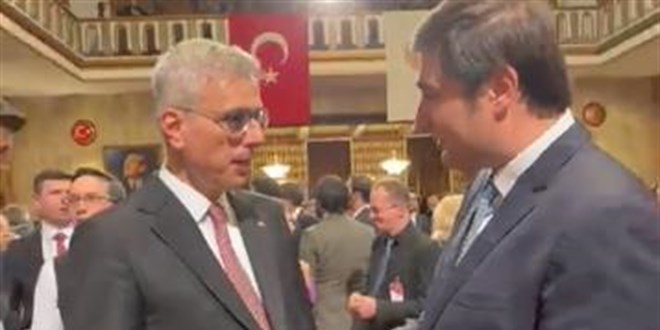 Salk Bakan Memiolu'ndan 3. personel alm aklamas
