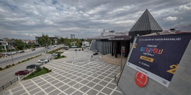 Kltr Yolu Festivali'nin 16'nc dura Malatya