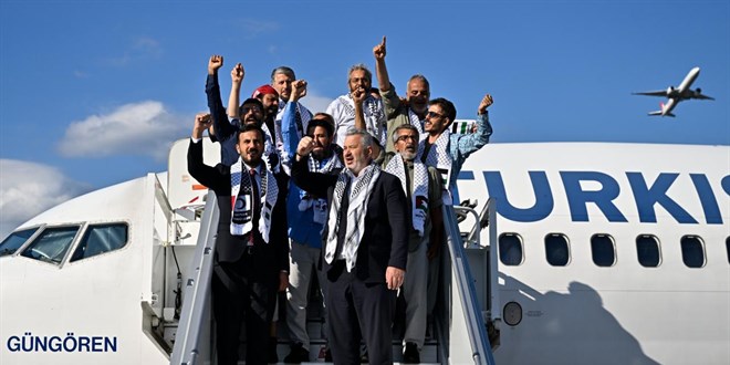 Kresel Sumud Filosu'ndaki Trk aktivistler ifade verdi