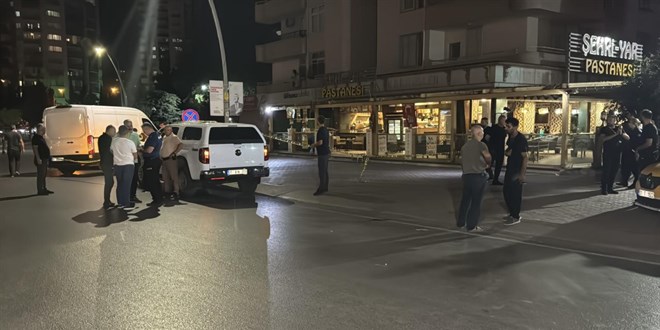 Adana'da pastaneye el bombas atan pheli yakaland