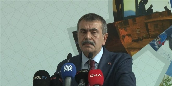 Eitim sresi ksalacak m? Bakan Tekin'den yeni aklama