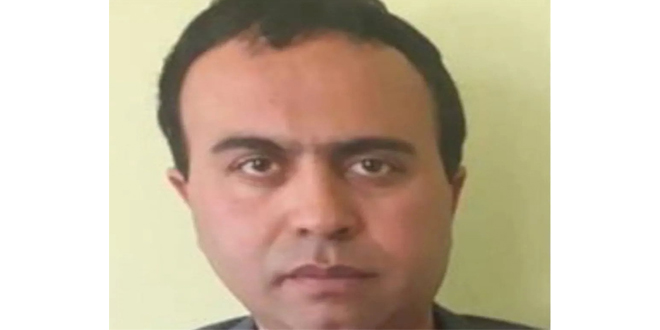 Ortaokul öğretmeni evinde ölü bulundu